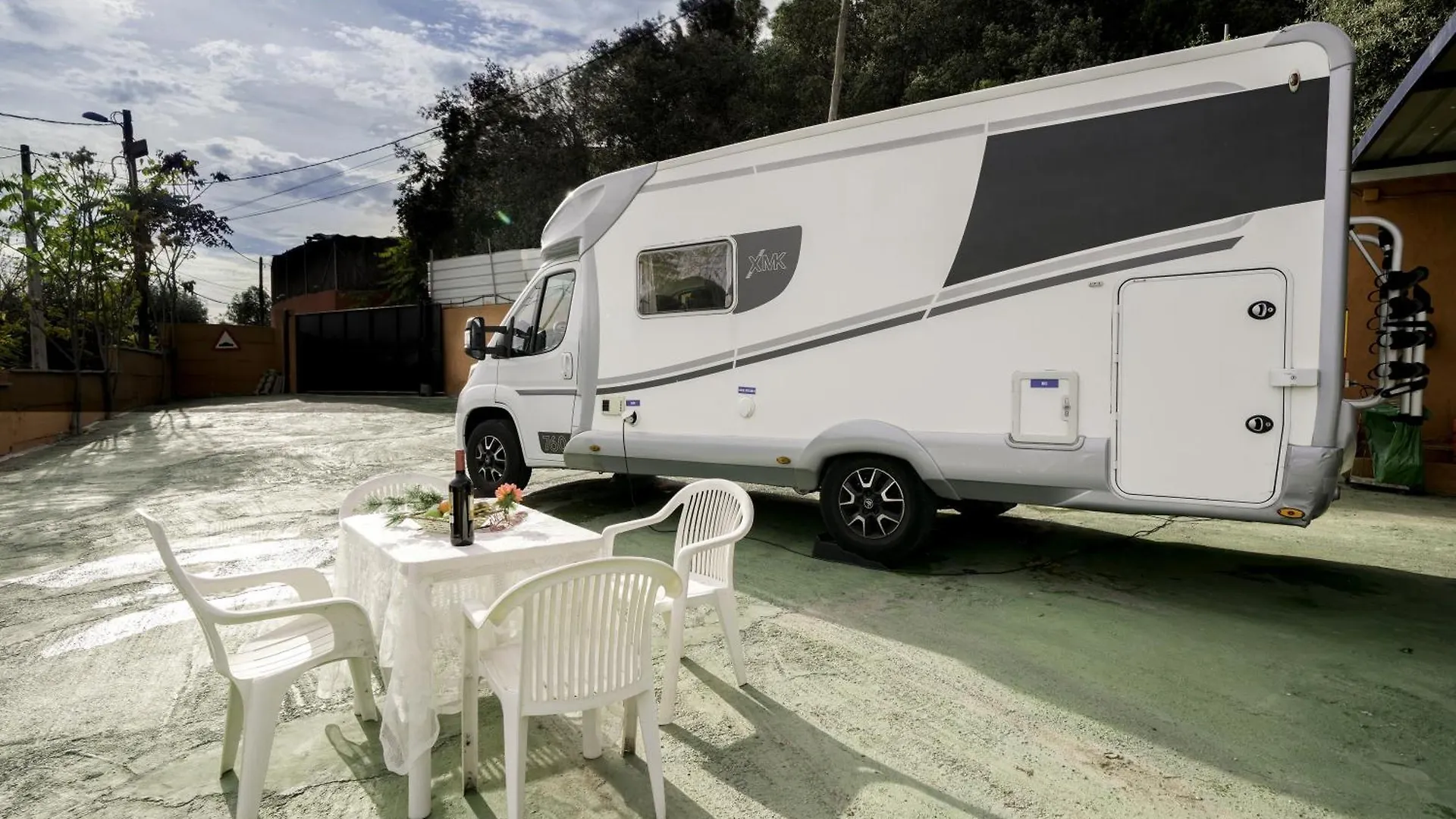 Autocaravana Cerca De Barcelona Montcada i Reixac 0*,  Spain